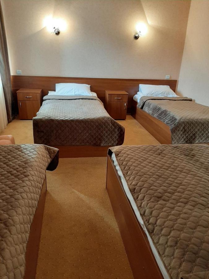 Stara Vezha Hotel بوريسبول المظهر الخارجي الصورة